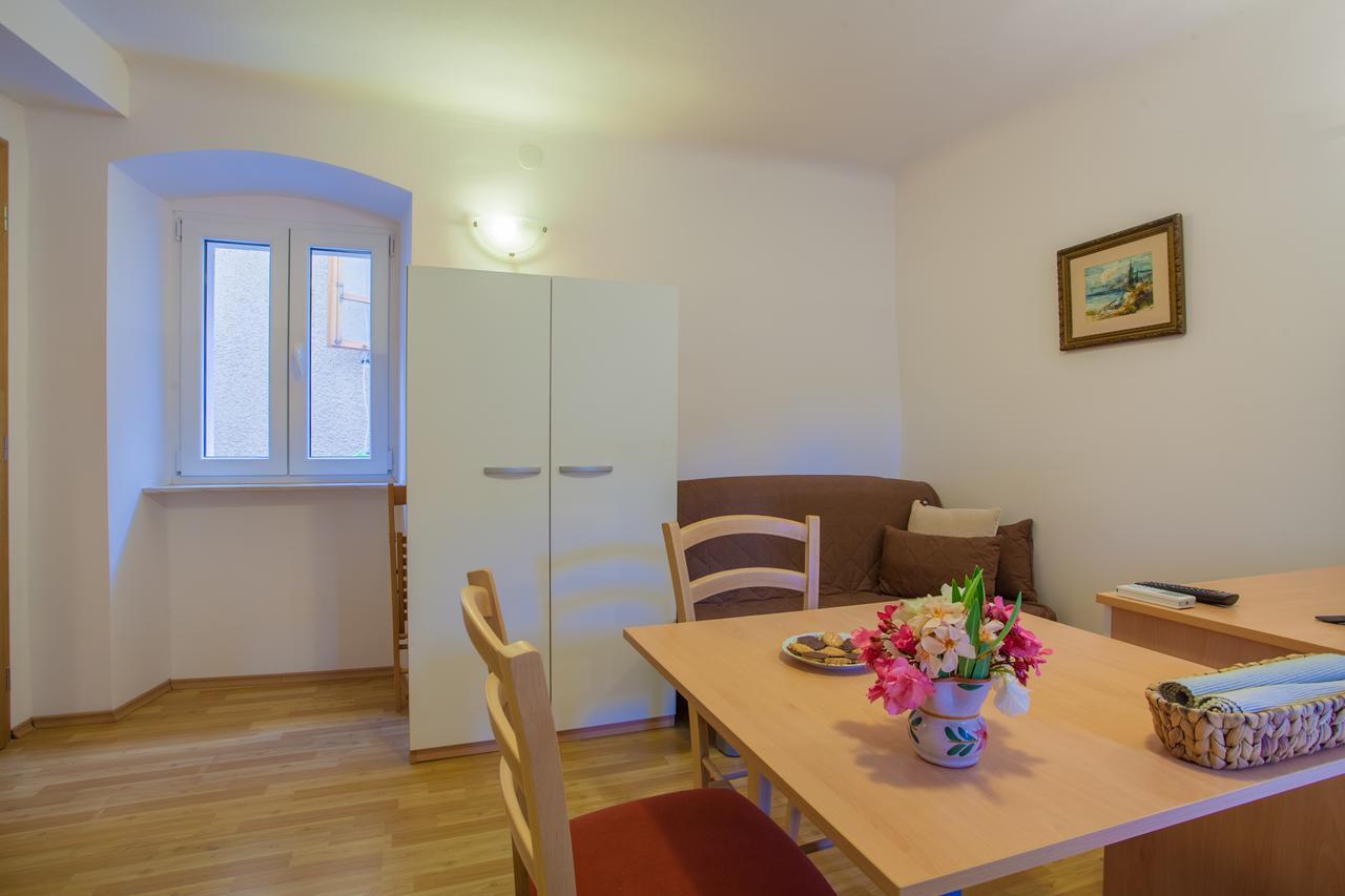 Apartments Calma Cres Kültér fotó